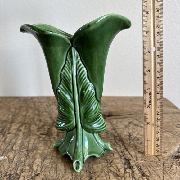 Camark Pottery Vase Calla Lily Leaf Green 8" Shape 597 Original Stickers 1940s - Picture 9 of 11